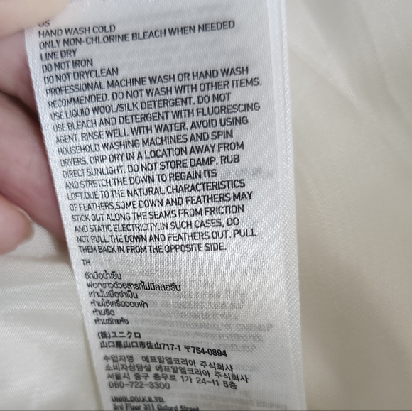 Uniqlo White Puffer Coat. Size Small. - Picture 5 of 10